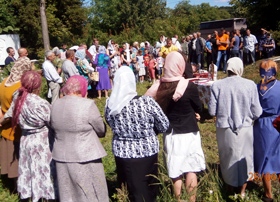 Пристрасті навколо храмів - під юрисдикцію КП переходять громади Тернопільщини 